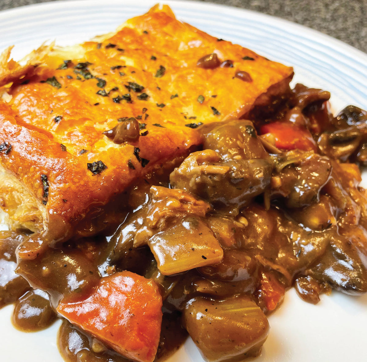 SPECIAL EDITION - BEEF POT PIE - FULL-SIZE